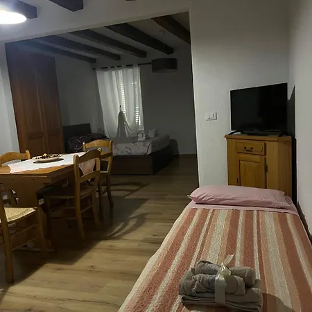 Semesterbostad Casa Cisa Múggia